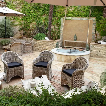 Western Premier Le Patio Des Artistes Wellness Jacuzzi Hotel