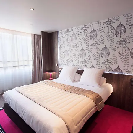 Western Premier Le Patio Des Artistes Wellness Jacuzzi Hotel